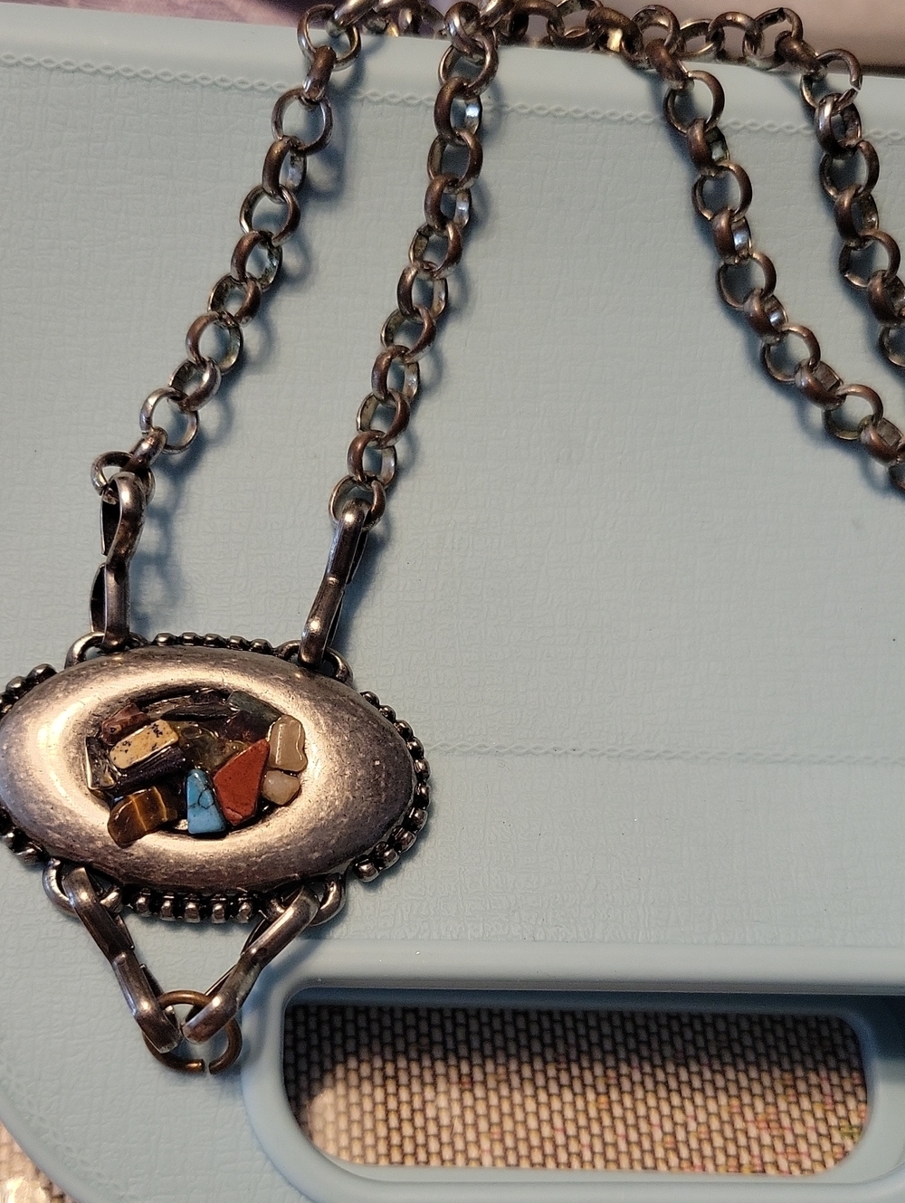 VINTAGE SEMI PRECIOUS STONES NECKLACE